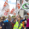 Concentración de los trabajadores de Tenorio frente al Universitario de Badajoz