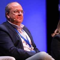 Monago: “Si es malo que alguno se quiera separar, malo es también que otros nos quedemos atrás”