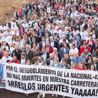 Cerca de 4.000 personas se manifiestan por el desdoblamiento de la Nacional 430