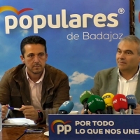 Píriz y Fragoso presentan la campaña electoral del PP en Badajoz