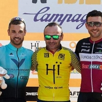 Rubén Tanco disfruta de los recorridos de la Vuelta a Ibiza y sube al podio
