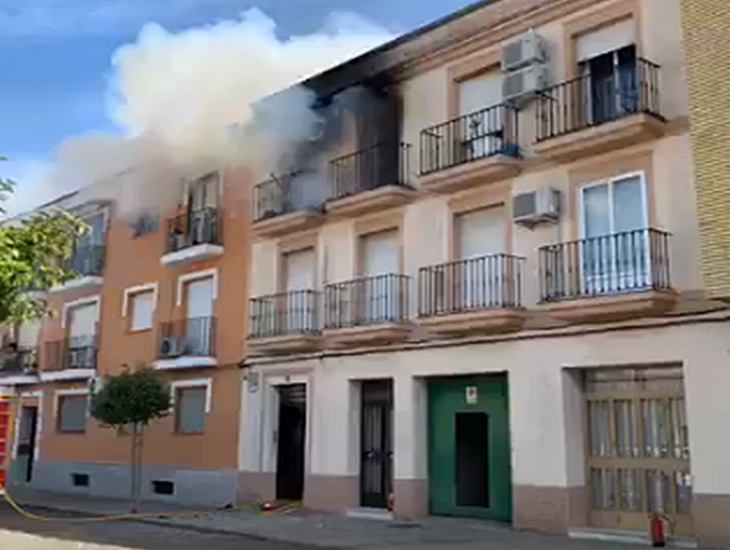 Muere un hombre en un incendio en Montijo (BA)