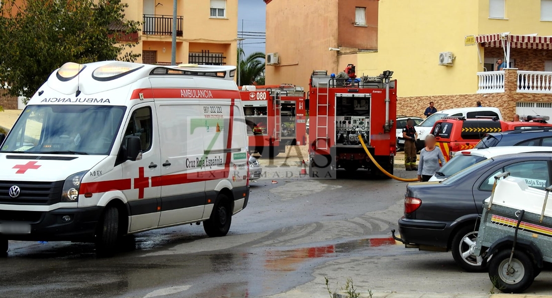 Cruz Roja interviene en dos incendios en Badajoz