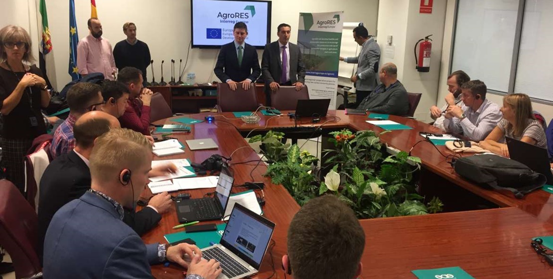 Extremadura lidera un proyecto para la implementación de las renovables en el sector agrario