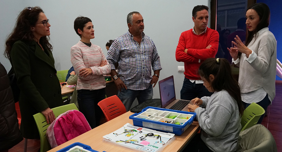 Escolares aprenden a programar robots y videojuegos con contenidos medioambientales