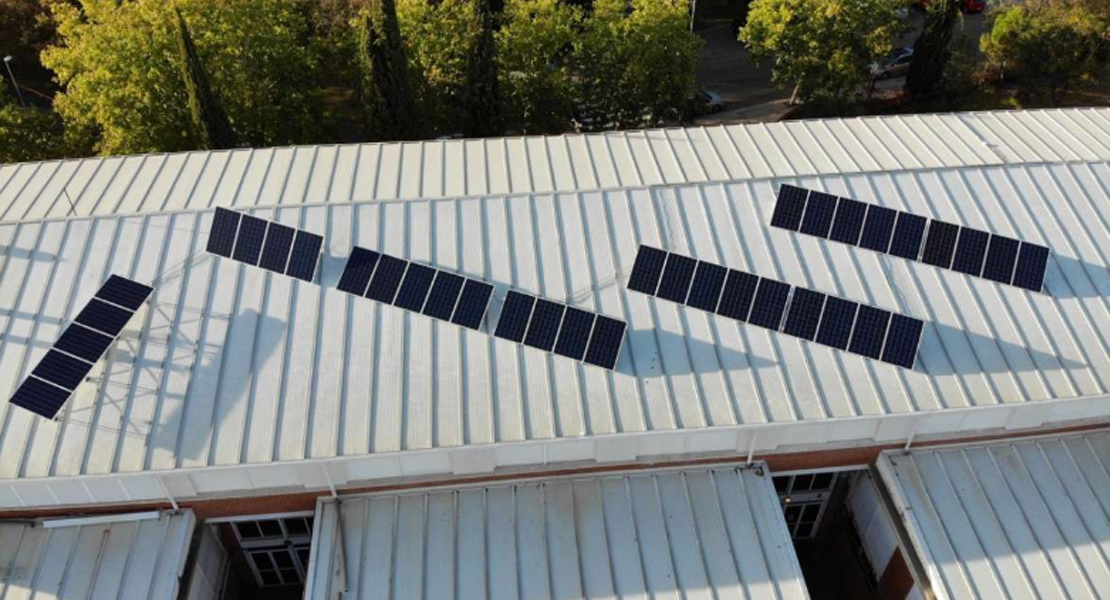 Paneles fotovoltaicos: el futuro y el autoconsumo en edificios públicos de Extremadura