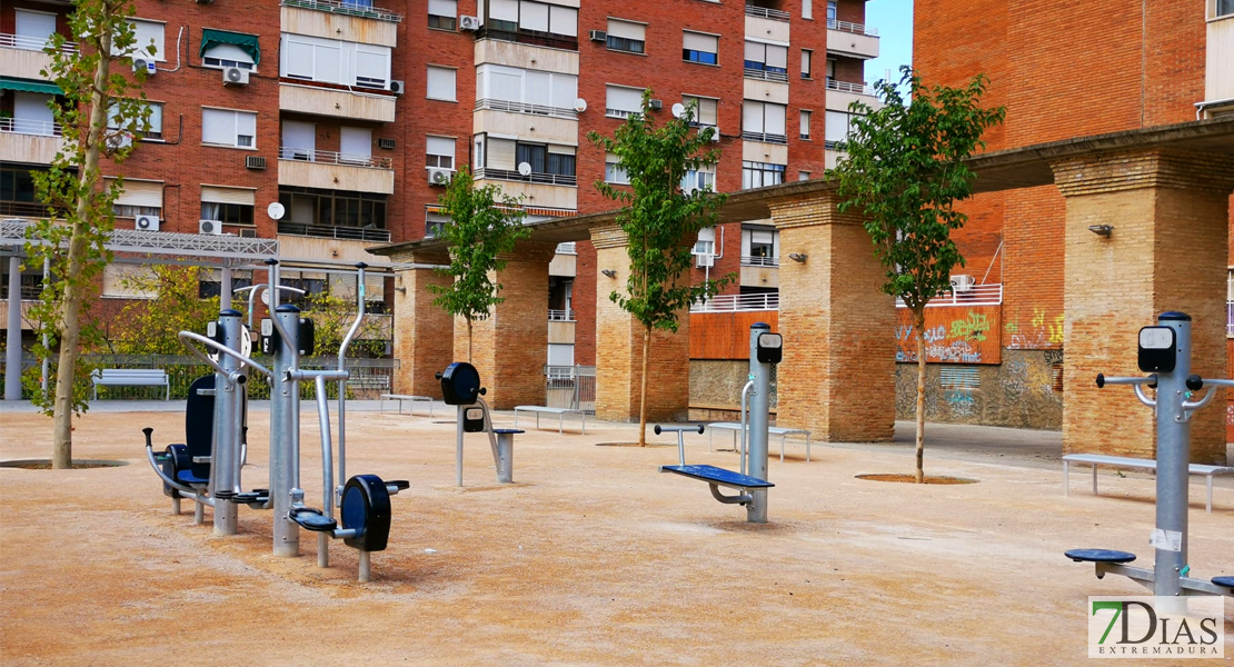 Abren &#39;las puertas&#39; de una plaza de Santa Marta recién reformada