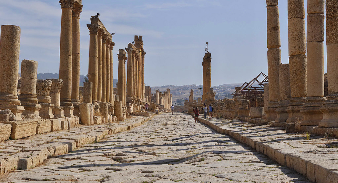 Apuñalan a tres turistas españoles, su guía y un guardia en Jordania