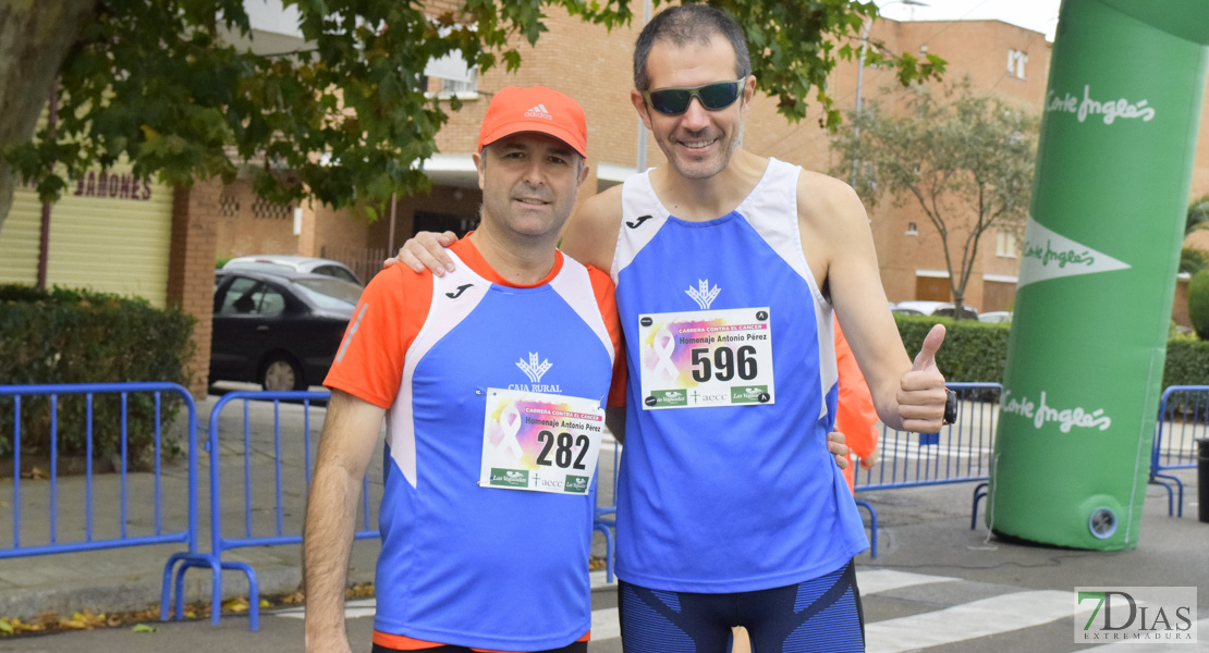 GALERÍA I - Imágenes de la carrera contra el cáncer en Badajoz