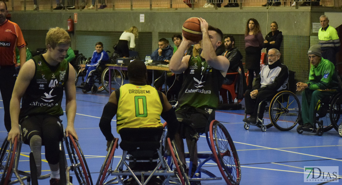 Imágenes del Mideba Extremadura 87 - 54 Amivel BSR