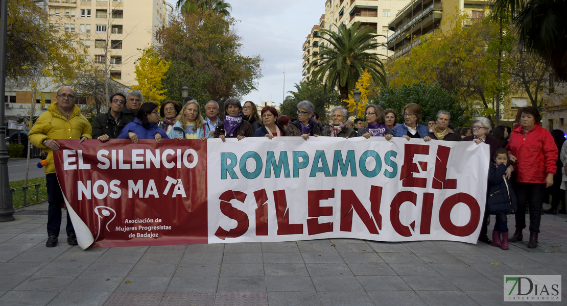 ROMPAMOS EL SILENCIO