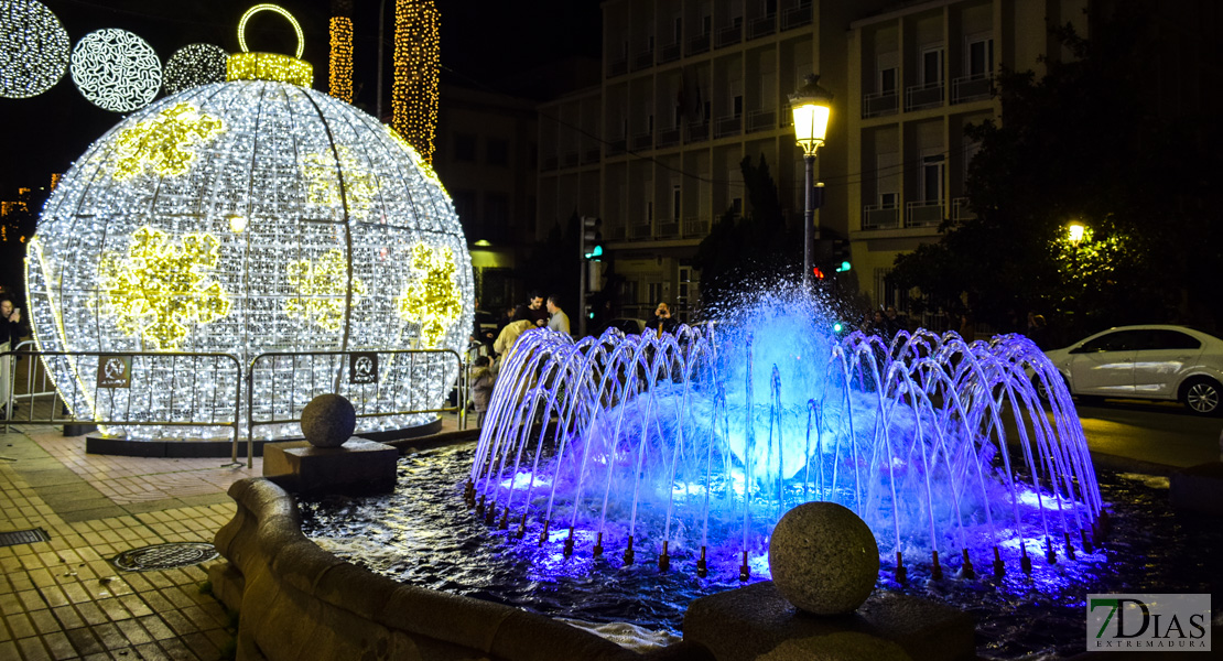 Las luces ya invaden las calles de Badajoz