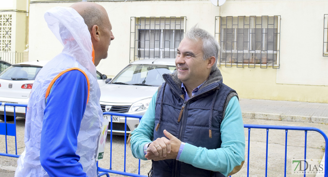 GALERÍA I - Imágenes de la carrera contra el cáncer en Badajoz