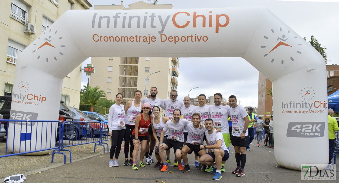 GALERÍA I - Imágenes de la carrera contra el cáncer en Badajoz