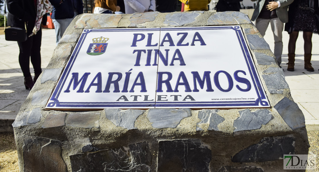 Imágenes del Homenaje a Tina María Ramos en Valdebótoa