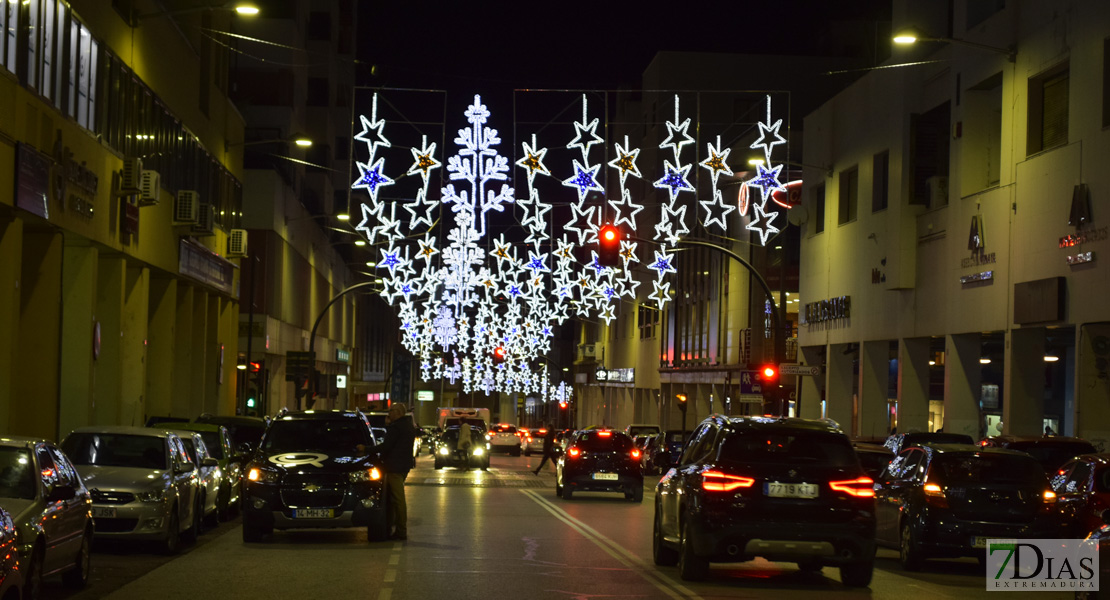 Las luces ya invaden las calles de Badajoz