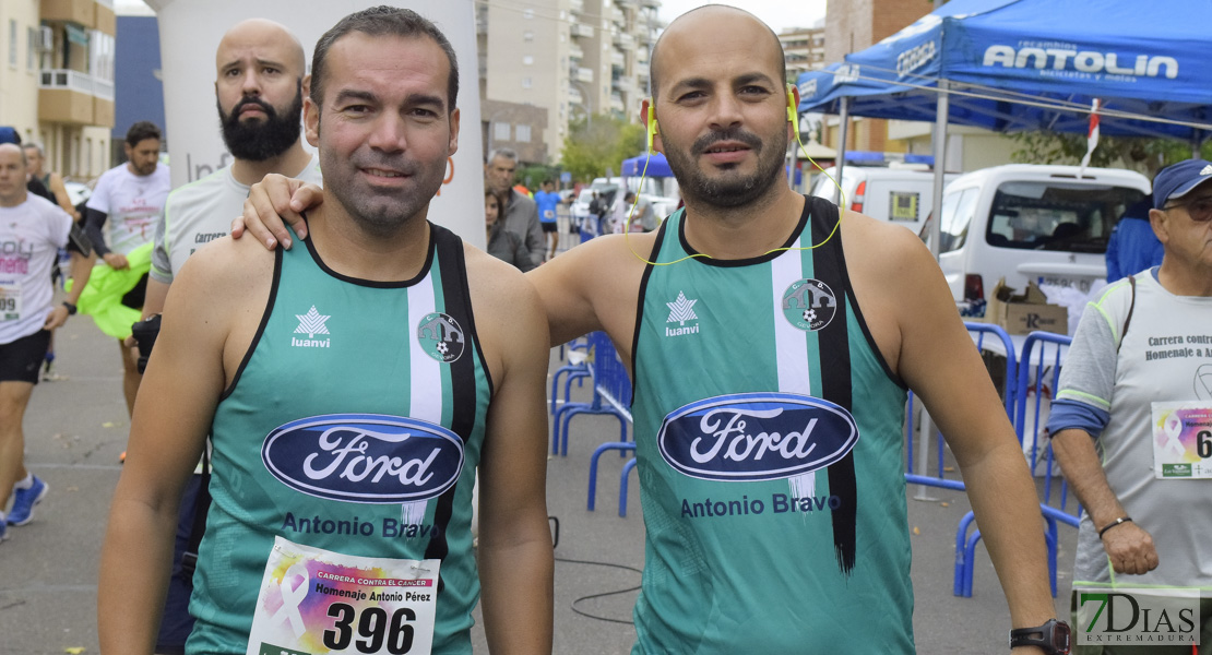 GALERÍA I - Imágenes de la carrera contra el cáncer en Badajoz