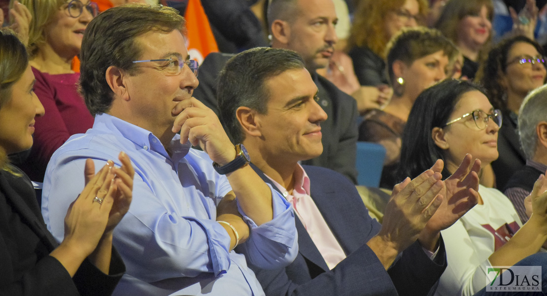 GALERÍA - Pedro Sánchez visita Badajoz