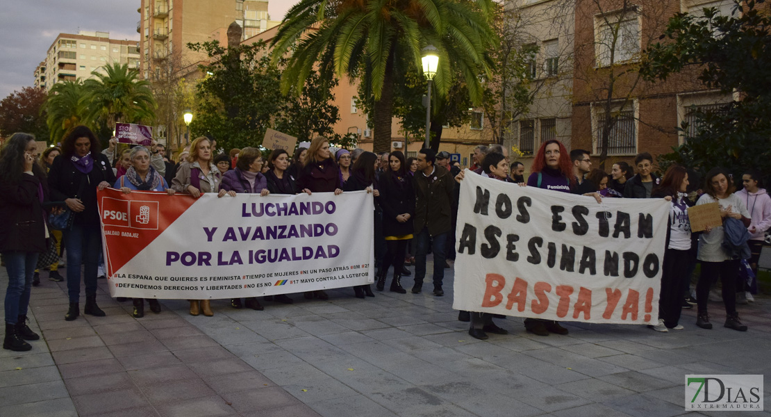 ROMPAMOS EL SILENCIO