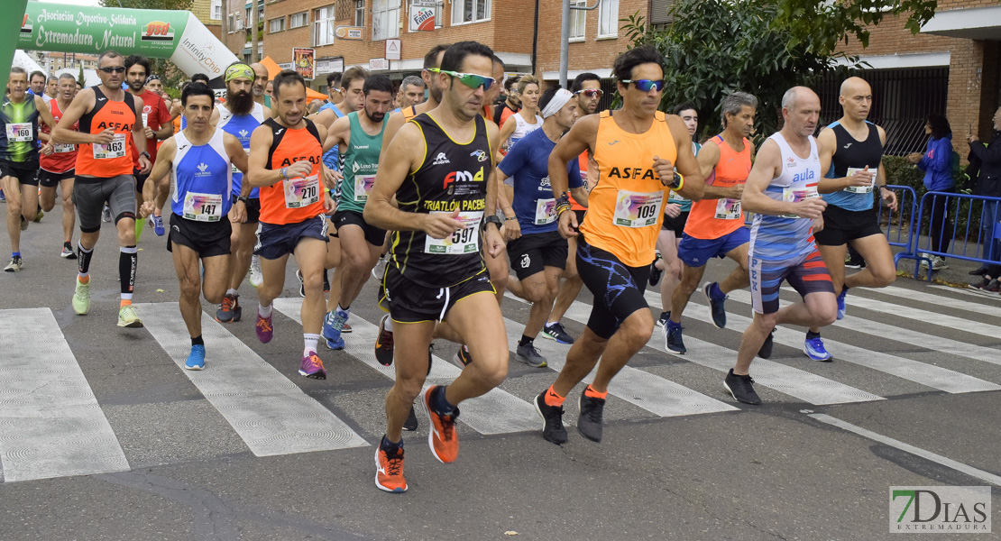 GALERÍA II - Imágenes de la Carrera Solidaria Contra el Cáncer en Badajoz