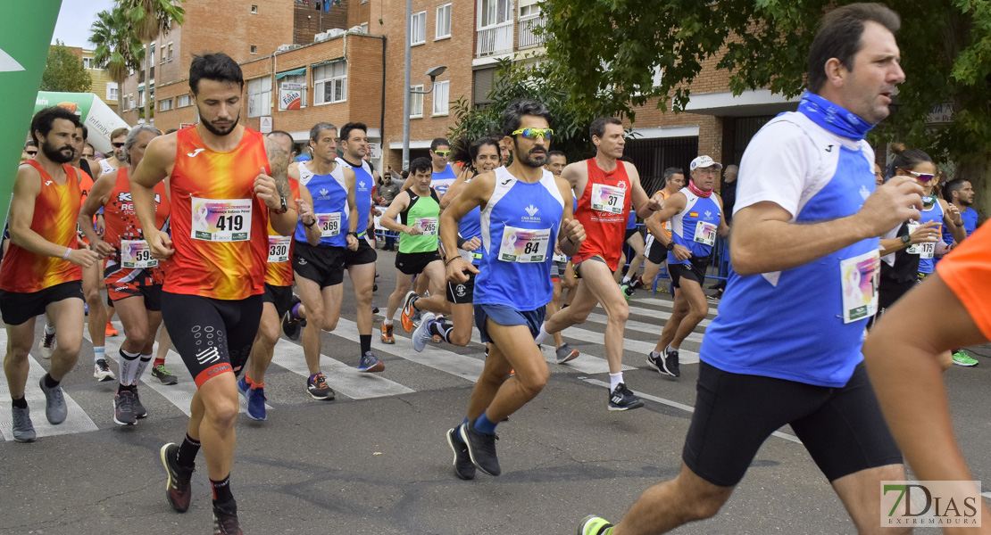 GALERÍA II - Imágenes de la Carrera Solidaria Contra el Cáncer en Badajoz