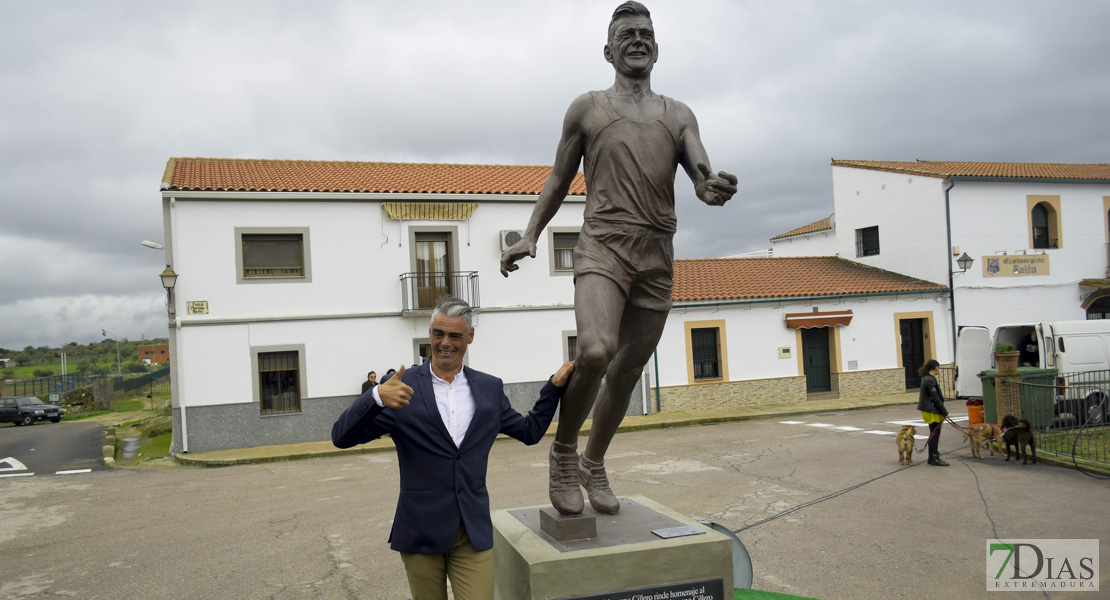 Imágenes del homenaje a José María Pámpano I