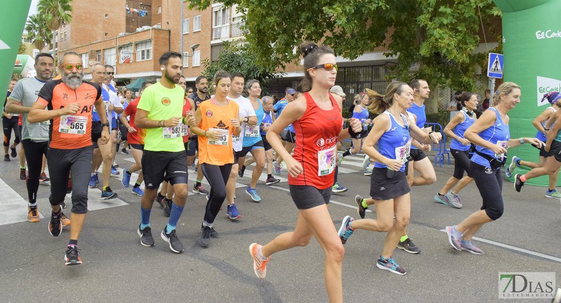 GALERÍA II - Imágenes de la Carrera Solidaria Contra el Cáncer en Badajoz