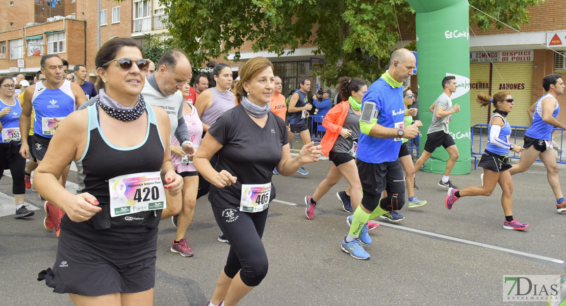 GALERÍA II - Imágenes de la Carrera Solidaria Contra el Cáncer en Badajoz