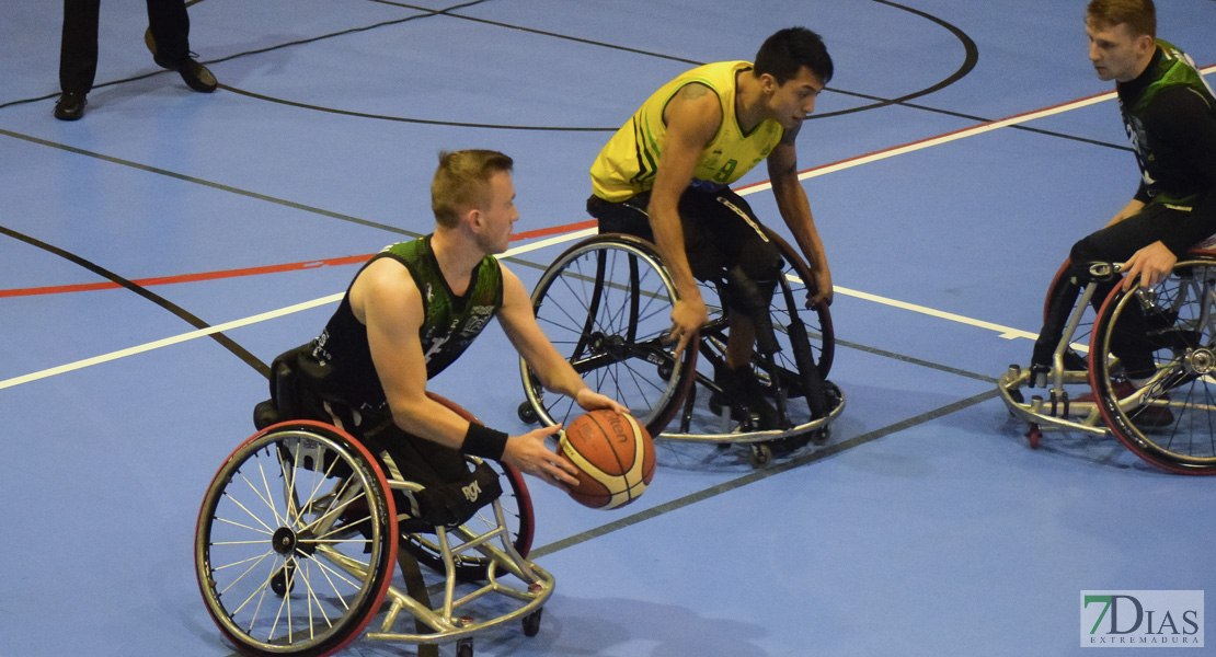 Imágenes del Mideba Extremadura 87 - 54 Amivel BSR