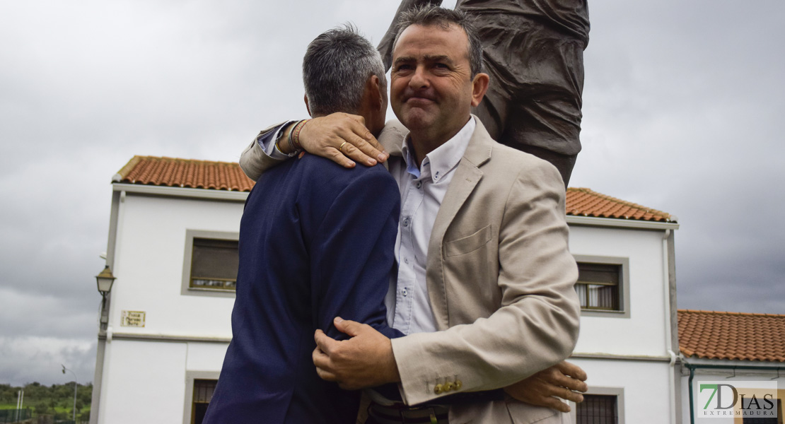 Imágenes del homenaje a José María Pámpano I