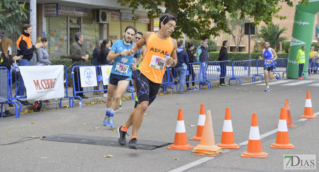 GALERÍA II - Imágenes de la Carrera Solidaria Contra el Cáncer en Badajoz