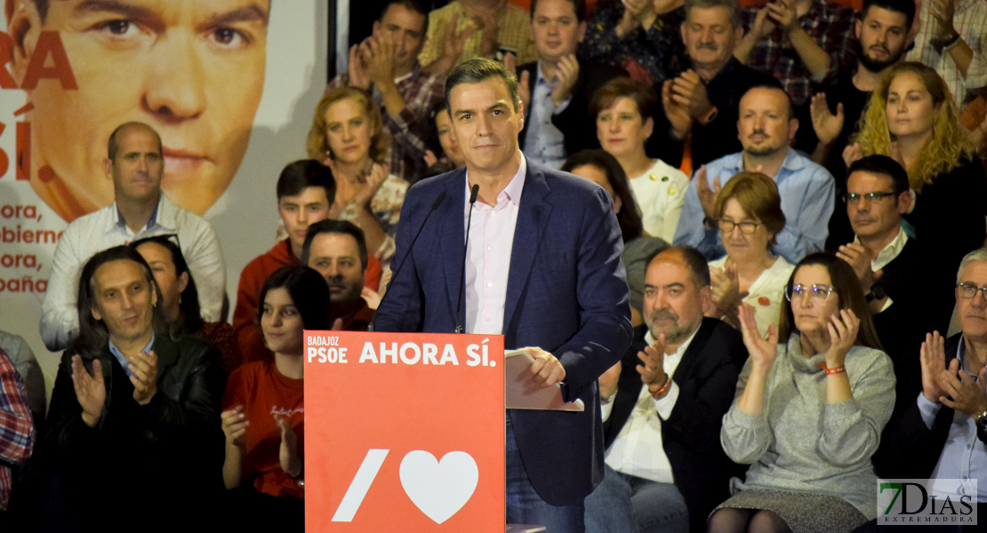 GALERÍA - Pedro Sánchez visita Badajoz