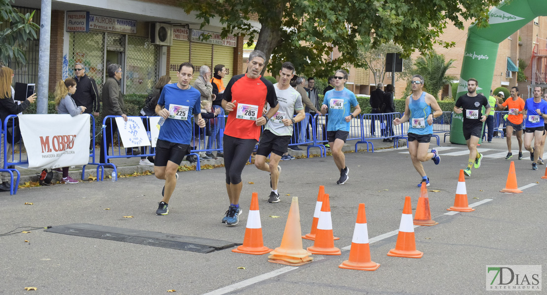 GALERÍA II - Imágenes de la Carrera Solidaria Contra el Cáncer en Badajoz