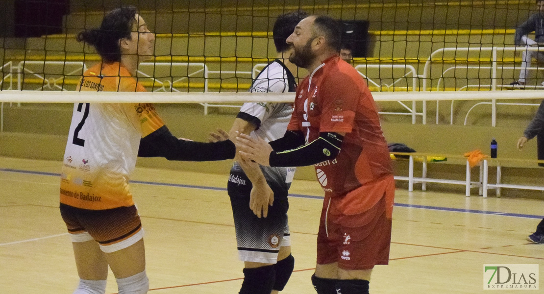 Imágenes del Pacense Voleibol - Grupo Laura Otero Miajadas