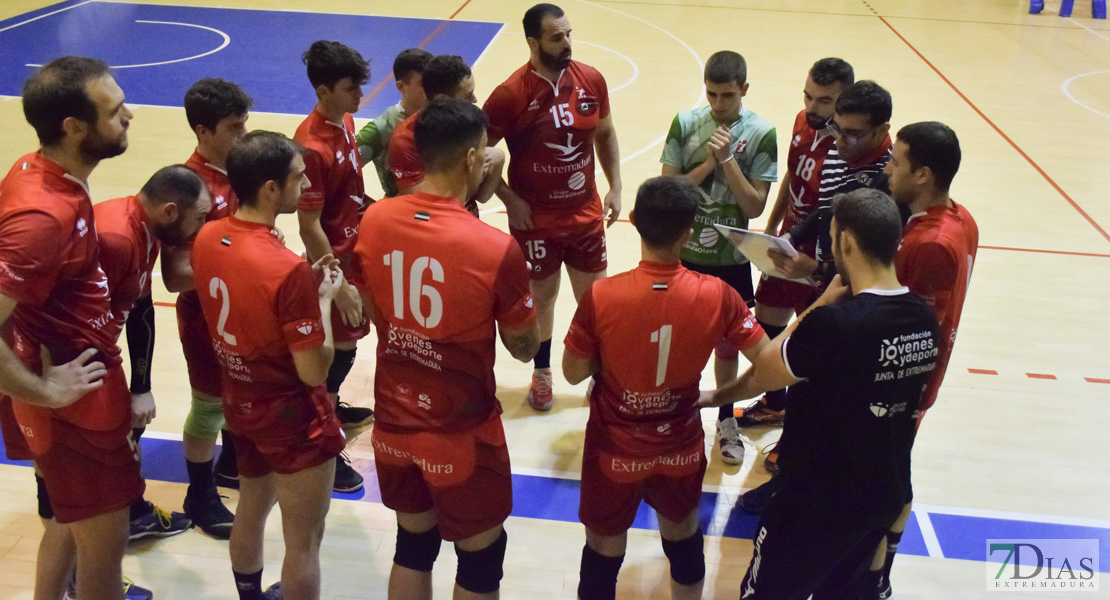 Imágenes del Pacense Voleibol - Grupo Laura Otero Miajadas