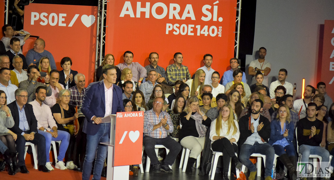 GALERÍA - Pedro Sánchez visita Badajoz