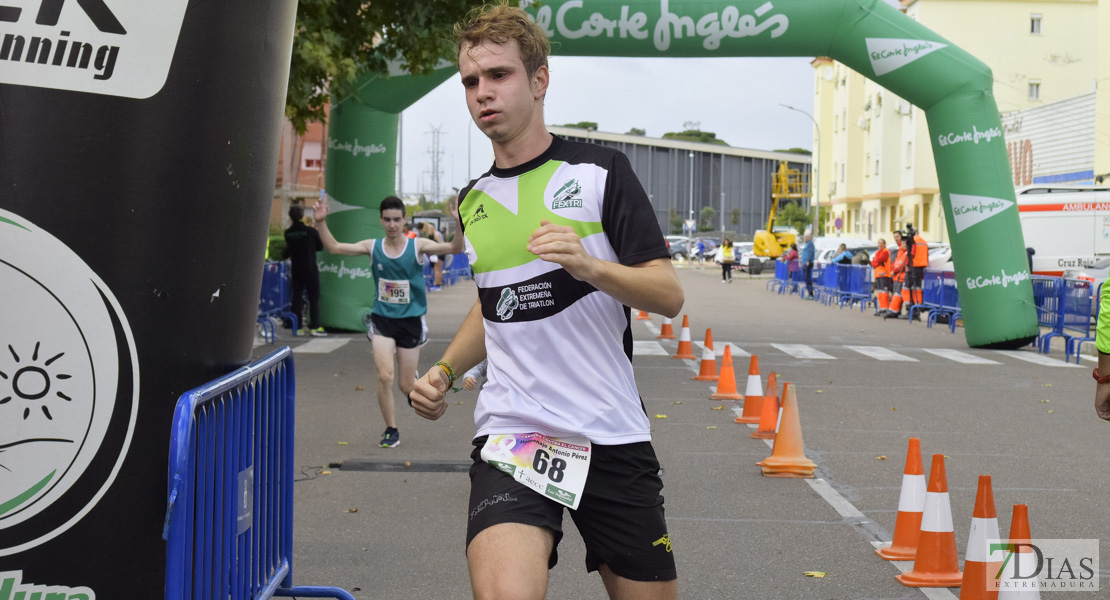 GALERÍA III - Imágenes de la Carrera Solidaria Contra el Cáncer en Badajoz