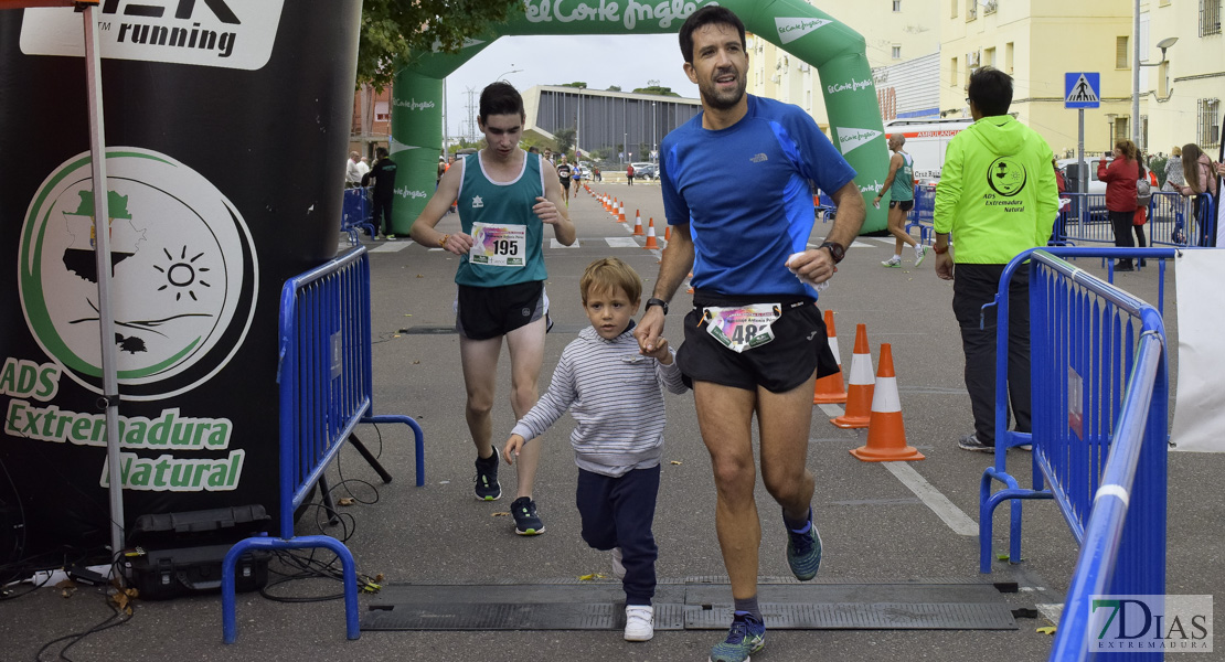 GALERÍA III - Imágenes de la Carrera Solidaria Contra el Cáncer en Badajoz