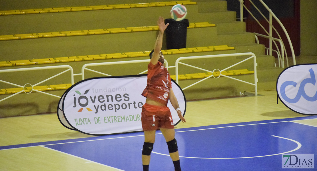 Imágenes del Pacense Voleibol - Grupo Laura Otero Miajadas