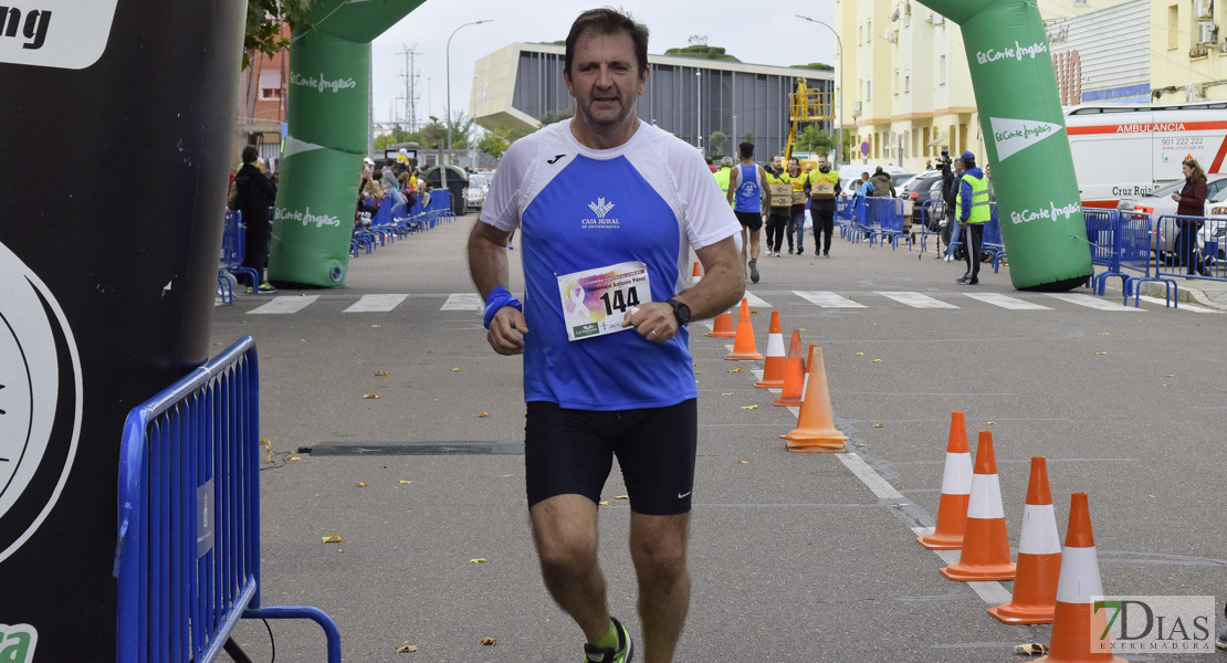 GALERÍA III - Imágenes de la Carrera Solidaria Contra el Cáncer en Badajoz