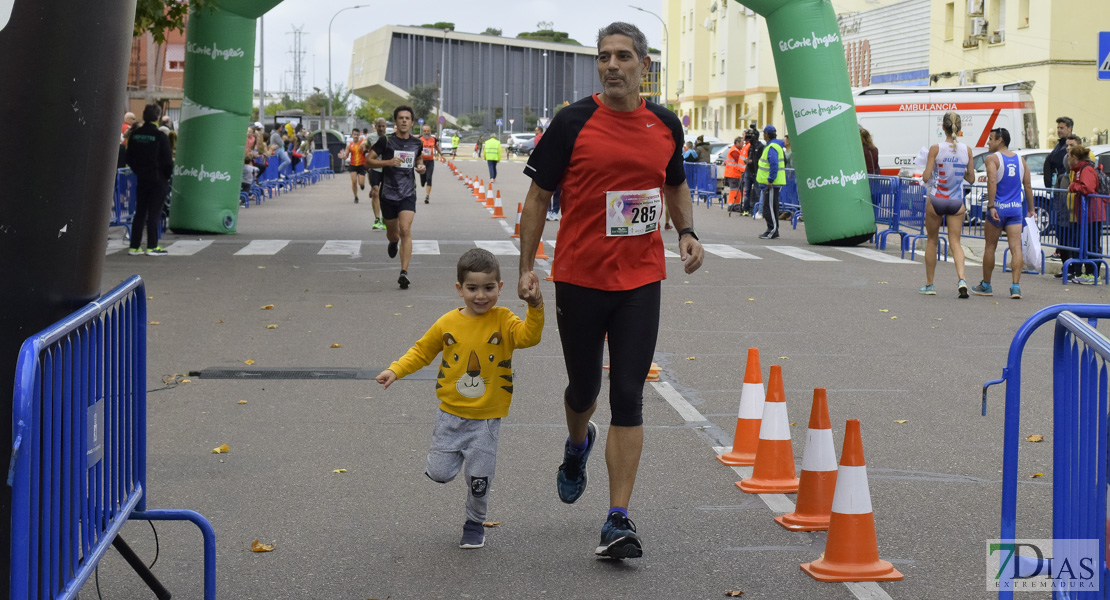 GALERÍA III - Imágenes de la Carrera Solidaria Contra el Cáncer en Badajoz