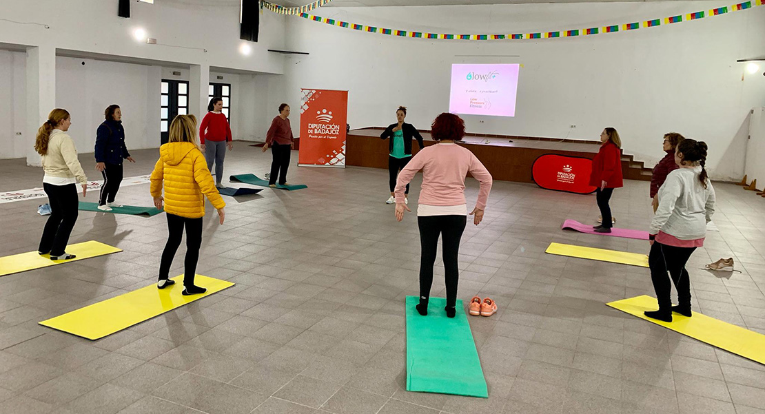 El Área de Cultura y Deporte organiza talleres hipopresivos en seis municipios pacenses