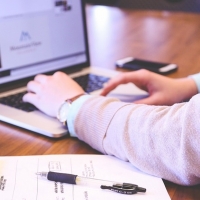 La CREEX exige a la Junta que cumpla con el plazo del pago a proveedores