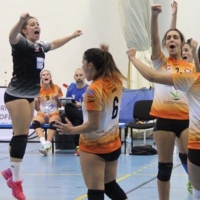 El Primera Femenino del Extremadura Aparhotel gana un complicado partido ante CV Bruxas