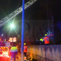 Cae por un terraplén en la carretera de Badajoz-Cáceres