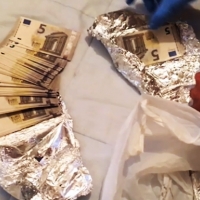 La Policía Nacional desarticula un grupo dedicado a la distribución de billetes falsos de 5 euros