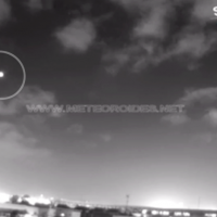 Una bola de fuego procedente de un cometa ilumina el cielo de la provincia de Badajoz