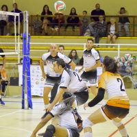 El Pacense Voleibol femenino busca la segunda plaza y el masculino reencontrarse con la victoria