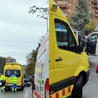 Tres heridos, entre ellos una menor, en un accidente de tráfico en Cáceres