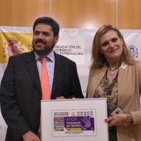 La ONCE presenta en Extremadura el cupón contra la violencia a la mujer
